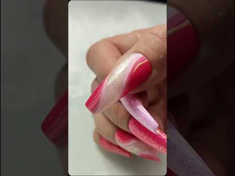 Aurora Flakes Non Wipe Top Coat 15ml – pink nail art tutorial by GEL.IT.UP